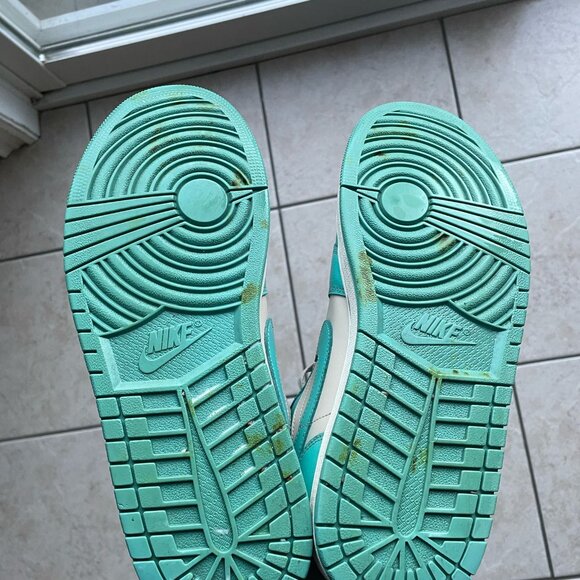 Jordan - Air Jordan Low "Sanddrift/Washed Teal Sail" Sneakers - 10.5 US (44 EU) - Picture 4 of 4